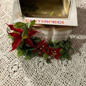 Silent Night Christmas Centerpiece Made in Hong Kong Vintage-Working